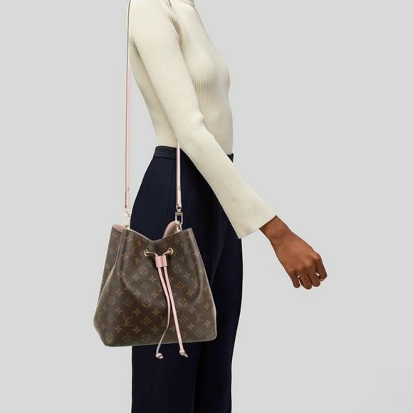 Louisvuitton Bag - Picture 1 of 5